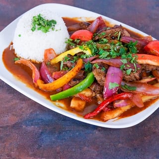 Lomo Saltado